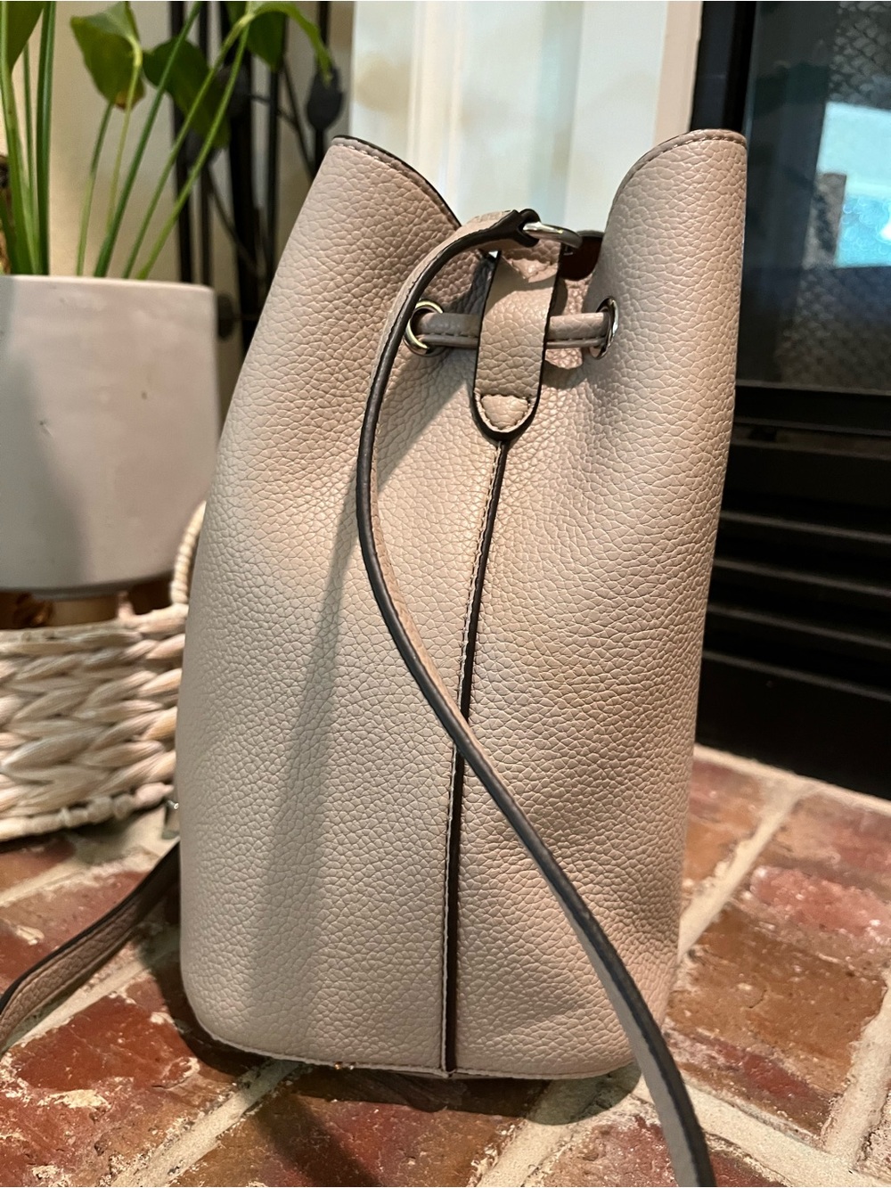 Calvin Klein Pebbled Drawstring Bucket Bag - Picture 4 of 6